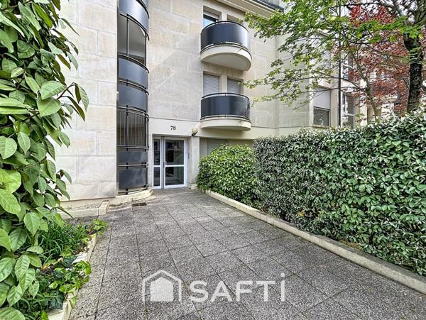 Studio avec Balcon - 1 min RER B La Croix de Berny / Parc de Sceaux