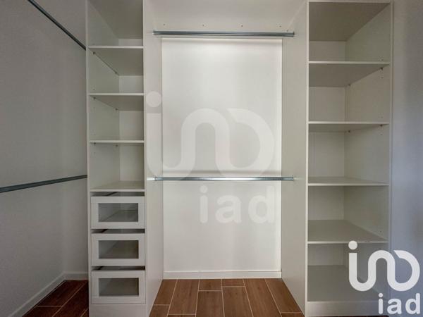 Maison 5 pièces de 131 m² à Vaux (03190)