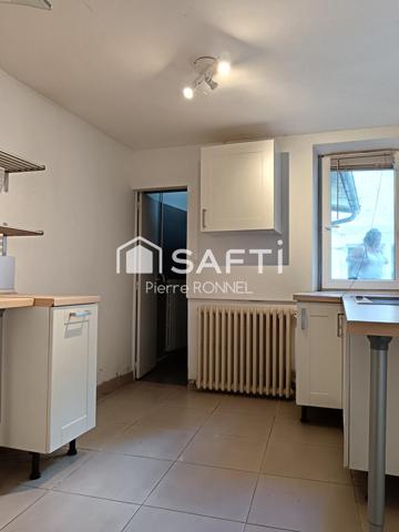 2 maisons dont l'une à rénover à Condé en brie 02330