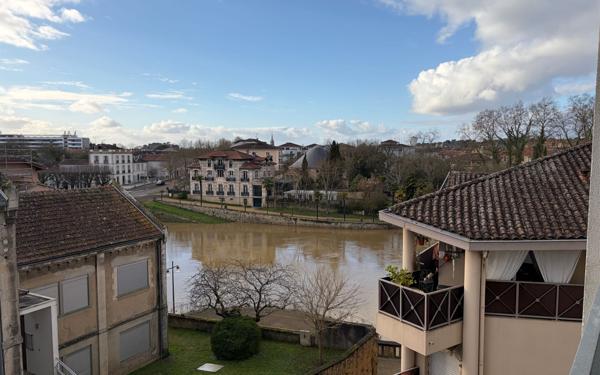 Appartement à vendre    3 pièces • 80,30 m2 Mont-de-Marsan