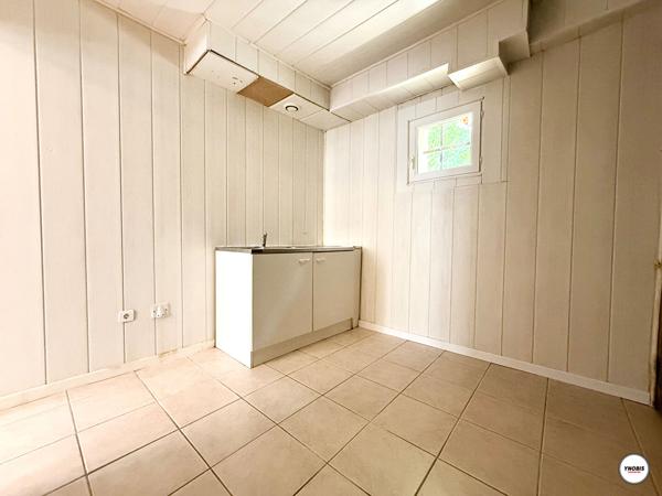 Appartement à rénover - Issou - 3 pièces - 50 m2, Issou 78440