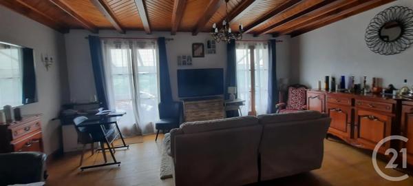 Maison à vendre  5 pièces - 147 m 2   CHAMPAGNAC LE VIEUX  - 43