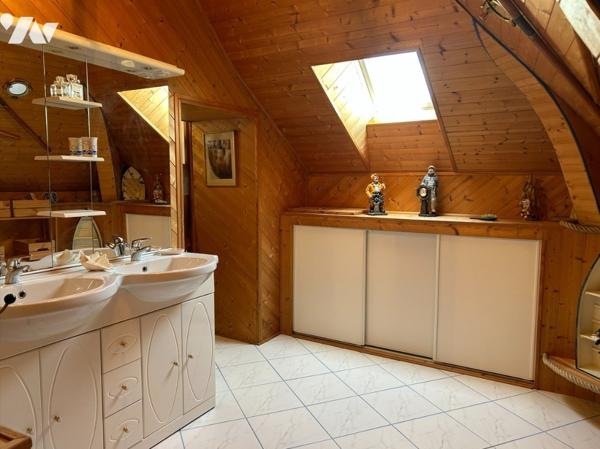 Maison T8 de 248 m² sur 1 460  m²