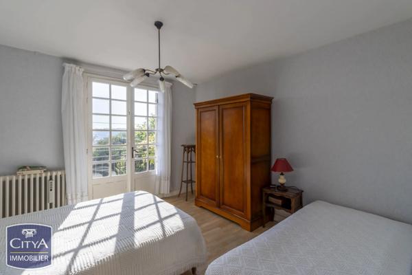Maison à vendre 4 pièces 99.8m² Sarlat-la-Canéda (24200)