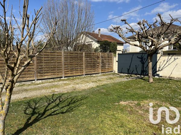 Maison traditionnelle 6 pièces de 128 m² à Malemort (19360)