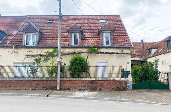 Immeuble à ROMILLY-SUR-SEINE, 10100 - 170m²