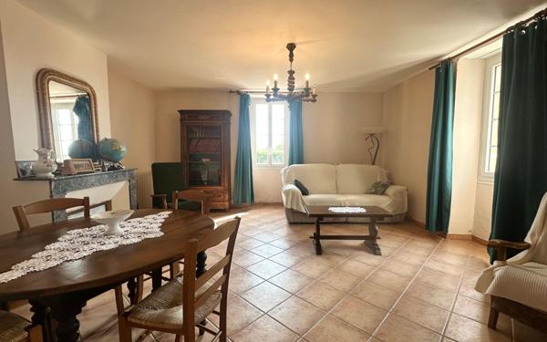 Maison à vendre    6 pièces •  Plaisance