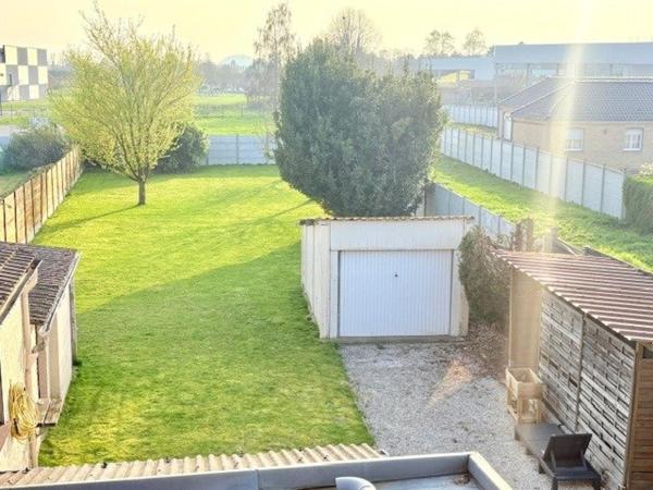 Maison semi-individuelle avec grand jardin et garage et fort potentiel – Bruay-sur-l’Escaut