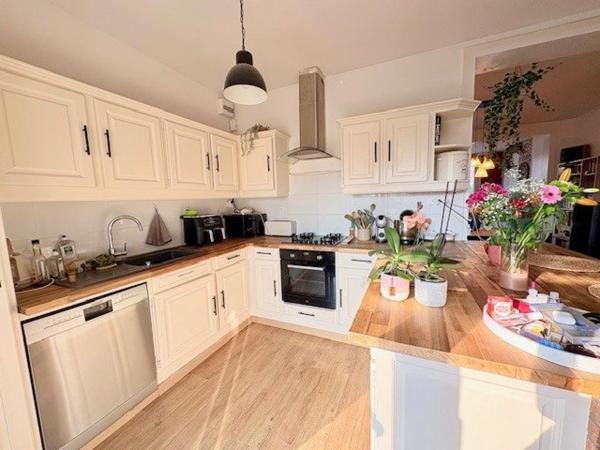 Maison semi-individuelle avec grand jardin et garage et fort potentiel – Bruay-sur-l’Escaut