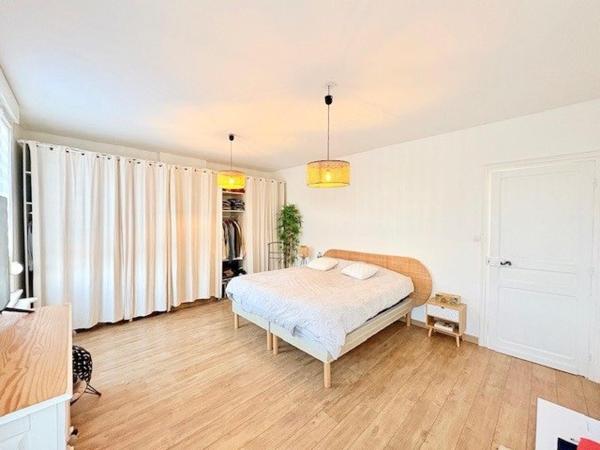 Maison semi-individuelle avec grand jardin et garage et fort potentiel – Bruay-sur-l’Escaut