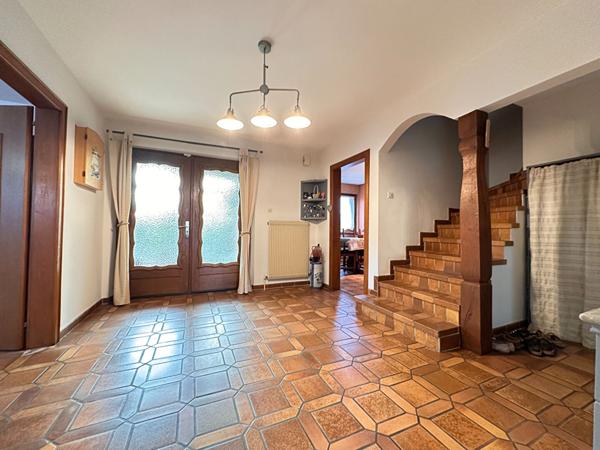 Maison - 7 pièces - 200 m²