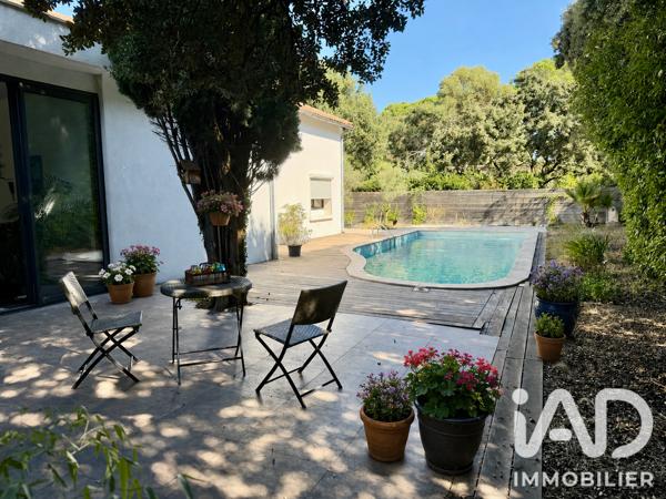 Maison à vendre 5 pièces 140 m² Villeneuve-lès-Avignon
