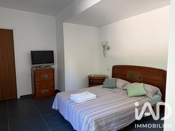 Maison à vendre 5 pièces 140 m² Villeneuve-lès-Avignon