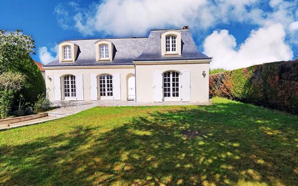 Maison à vendre    6 pièces •  Amilly