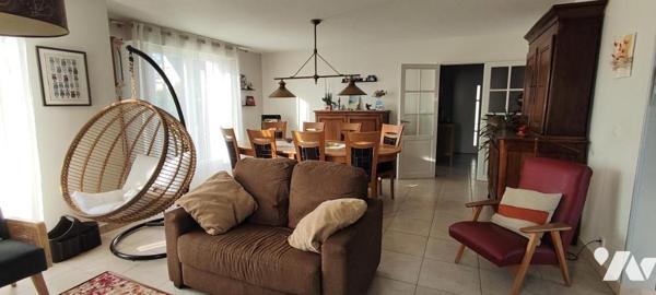 Maison d'habitation à SAINT-BARTHELEMY-D'ANJOU