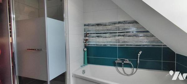 Maison d'habitation à SAINT-BARTHELEMY-D'ANJOU