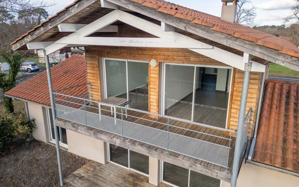 Maison à vendre    5 pièces •  Biscarrosse