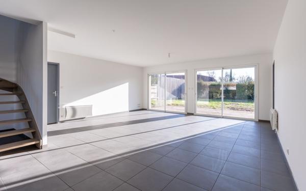 Maison à vendre    5 pièces •  Biscarrosse