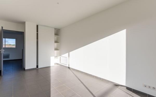 Maison à vendre    5 pièces •  Biscarrosse