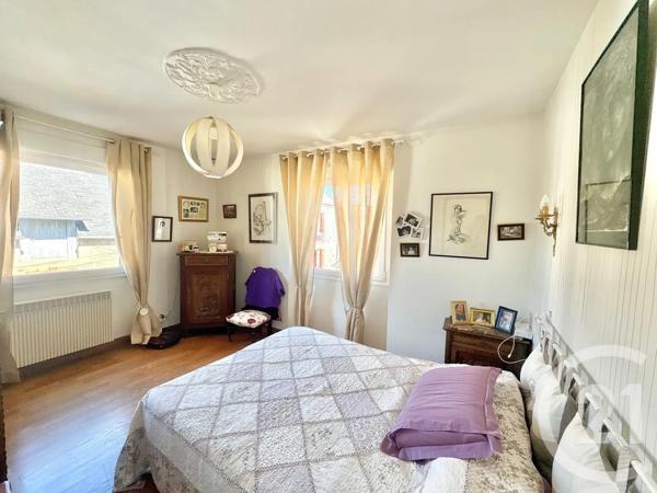Maison à vendre  6 pièces - 135 m 2   ST BERTHEVIN  - 53