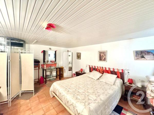 Maison à vendre  6 pièces - 135 m 2   ST BERTHEVIN  - 53