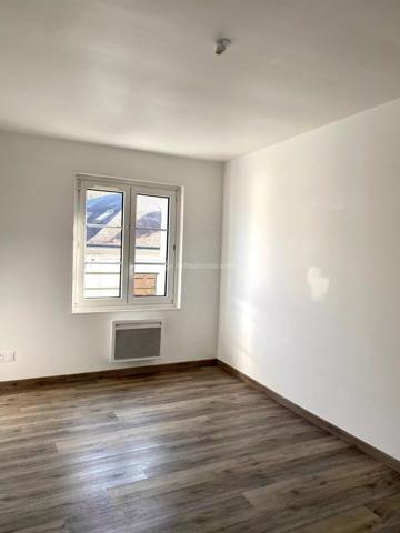 Vente Immeuble 5 pièces 240 m2 à Château-du-Loir