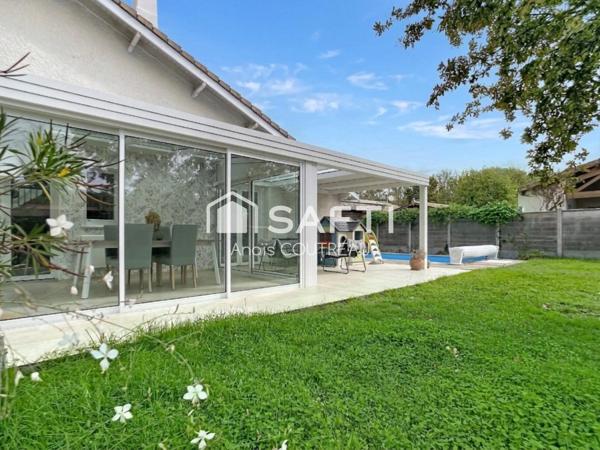 MAISON FAMILIALE RÉNOVÉE AVEC GOÛT AVEC PISCINE DANS ENVIRONNEMENT CALME