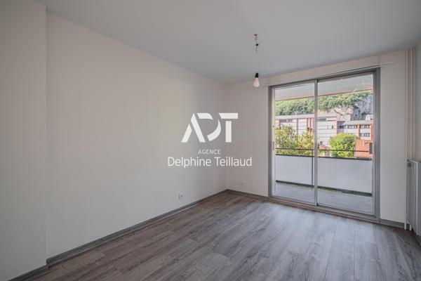 Appartement T3 à FONTAINE