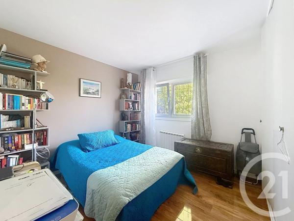 Appartement T3 à vendre  3 pièces - 64,09 m 2   FREJUS  - 83