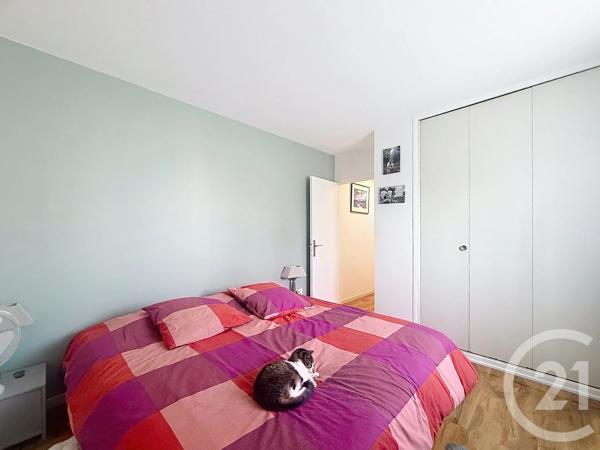 Appartement T3 à vendre  3 pièces - 64,09 m 2   FREJUS  - 83