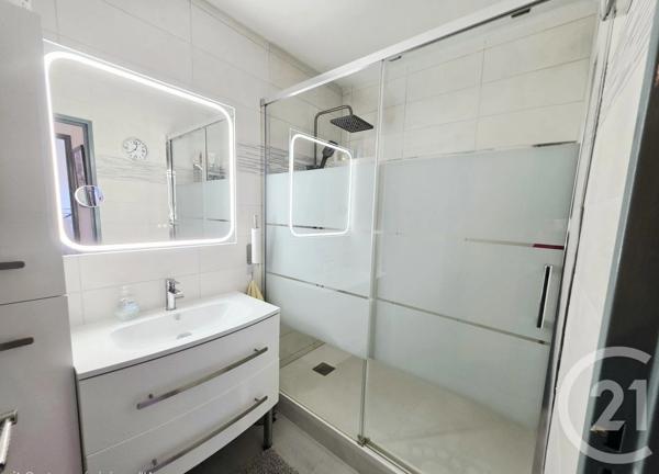 Appartement à vendre  4 pièces - 79,17 m 2   ISTRES  - 13