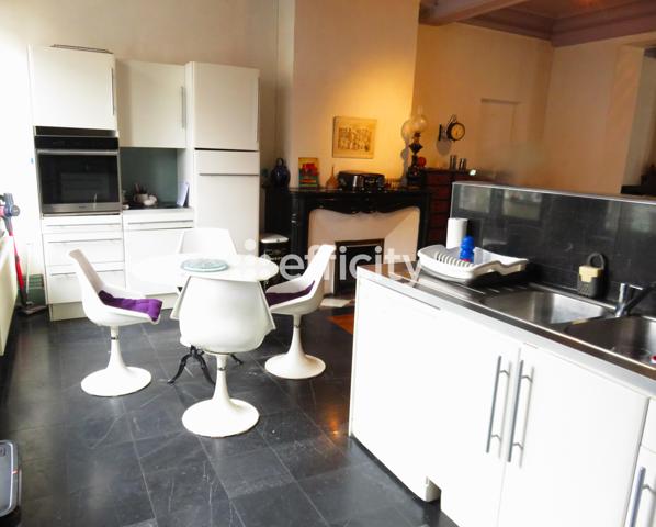 Appartement 5 pièces - 154 m²