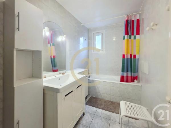 Maison à vendre  2 pièces - 40,56 m 2   ISTRES  - 13
