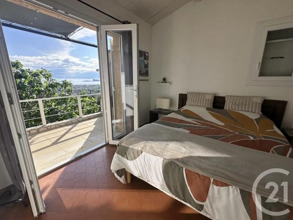 Maison à vendre  7 pièces - 160 m 2   ST CYR SUR MER  - 83
