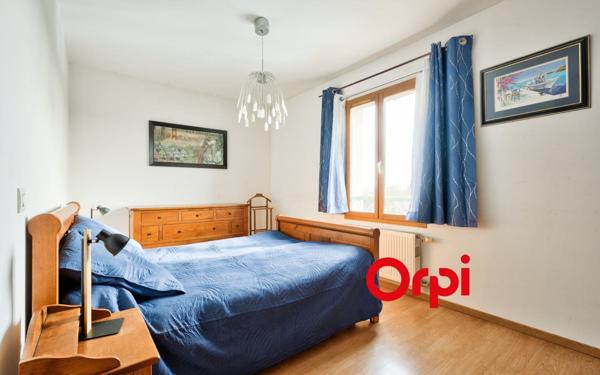 Maison à vendre    6 pièces • 158,88 m2 Sainte-Foy-lès-Lyon