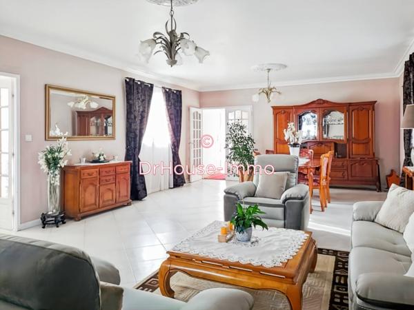 Maison à vendre 8 pièces de 227 m²