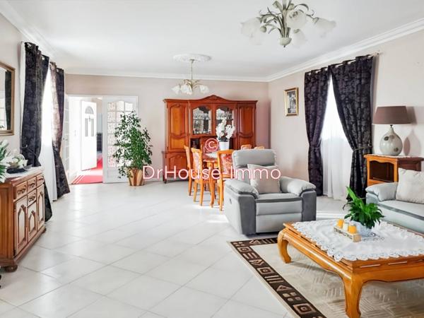 Maison à vendre 8 pièces de 227 m²