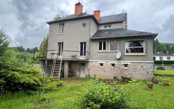 Maison à vendre    6 pièces •  La Jonchère-Saint-Maurice