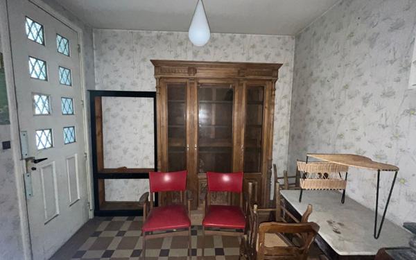 Maison à vendre    6 pièces •  La Jonchère-Saint-Maurice