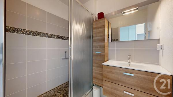 Appartement T3 à vendre  3 pièces - 50,30 m 2   ANGLET  - 64