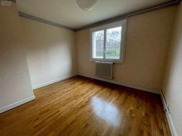 Appartement à louer à Ussel en Corrèze (19200), ref : UL 118