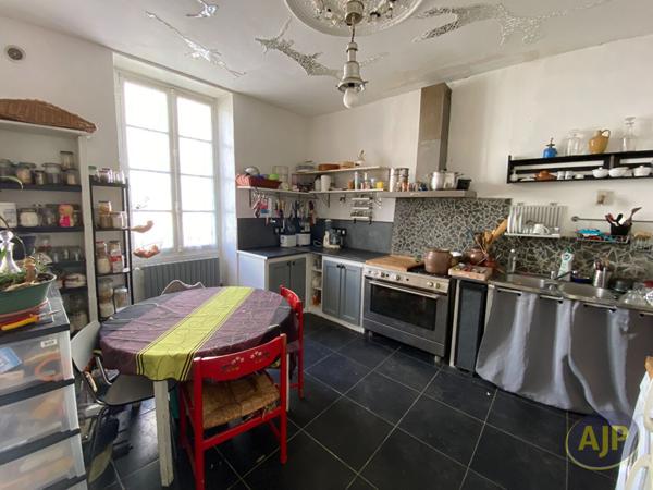 Vente maison Pons : 159 900 € - AJP Immobilier Pons
