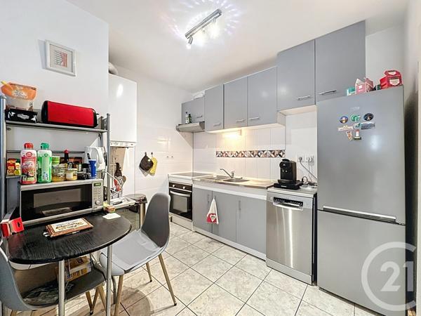 Appartement T2 à vendre  2 pièces - 53 m2 TROYES - 10