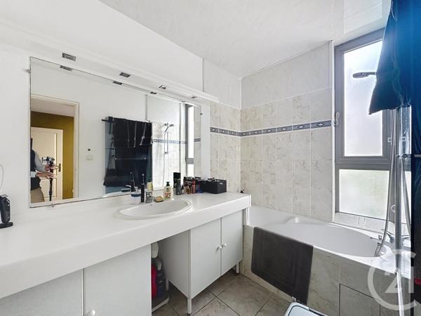 Appartement T2 à vendre  2 pièces - 53 m2 TROYES - 10