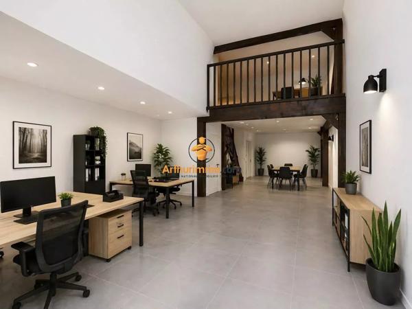 Vente                                                      Local commercial
                        
                     4 pièces                      193 m2                     à Tarbes