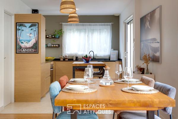 Villa avec piscine entre forêt et océan