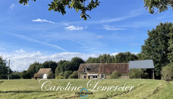 Maison à vendre 4 pièces proche de CONNERRE (72)FERMETTE en campagne isolée de 60 m² habitables 2 chambres avec un potentiel evolutif sur dependances, 1 hectare de terrain avec ruisseau