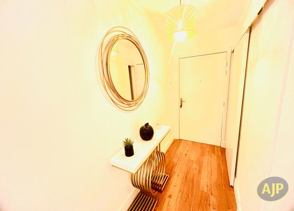 Appartement à vendre Libourne - 4 pièces, 94m² avec 3 chambre(s) à 263 650€ - AJP Immobilier Libourne