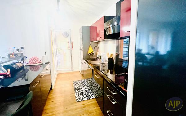 Appartement à vendre Libourne - 4 pièces, 94m² avec 3 chambre(s) à 263 650€ - AJP Immobilier Libourne