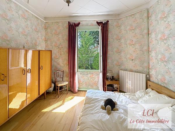 Maison 6 pièce(s) 4 chambre(s) 180 m²
